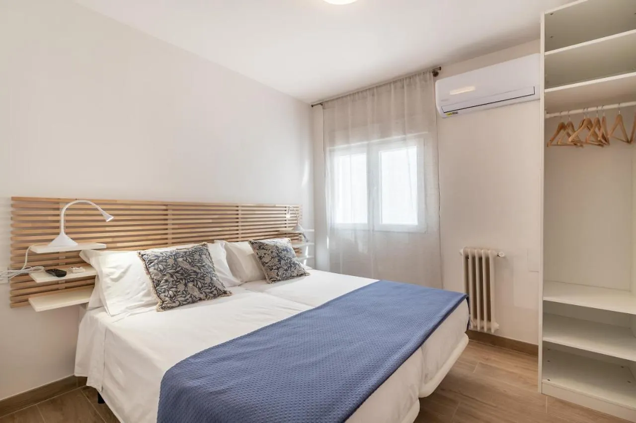 Bns Triunfo Centro Suites Granada Spain