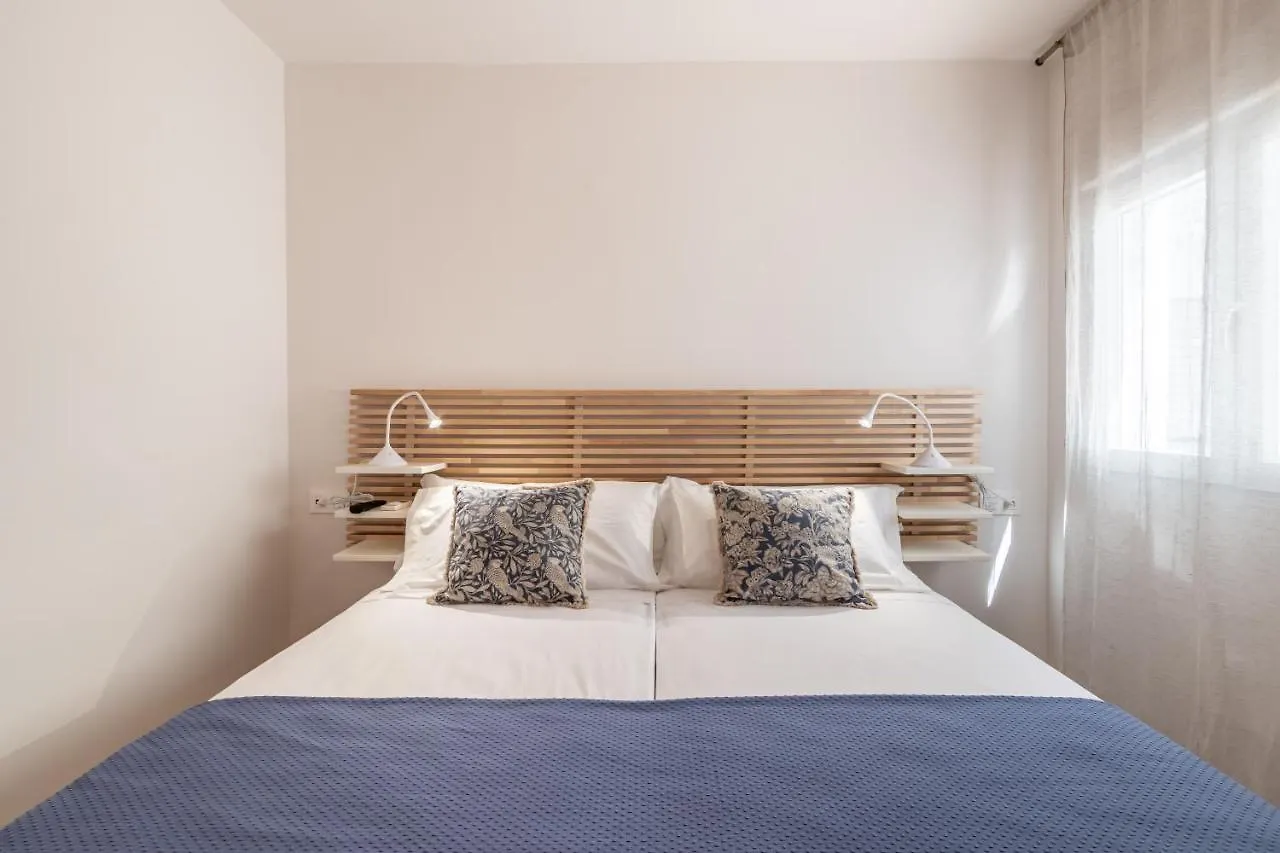 Bns Triunfo Centro Suites Granada Apartment
