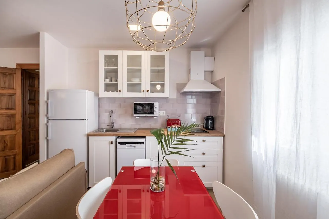 Bns Triunfo Centro Suites Granada Apartment